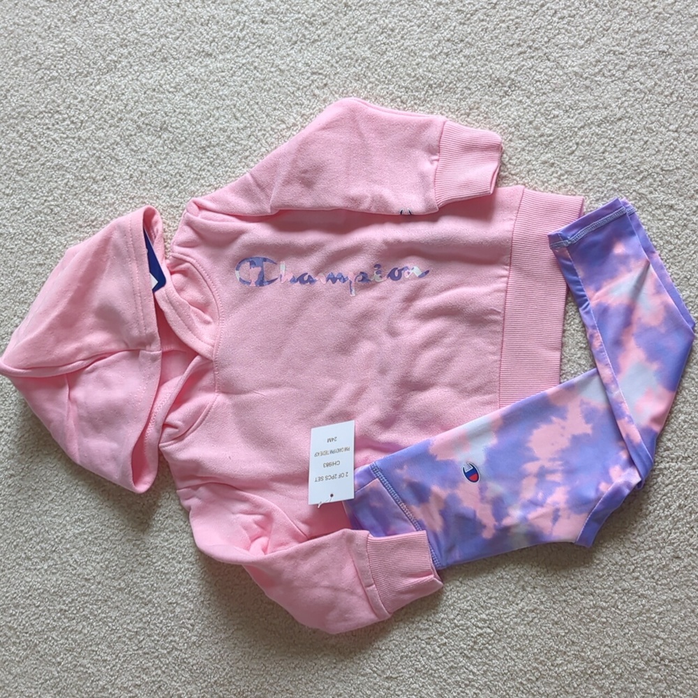 Hooded sweatshirt and leggings set